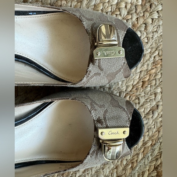 🤎😍COACH Shabby Chic Heels - Picture 3 of 11